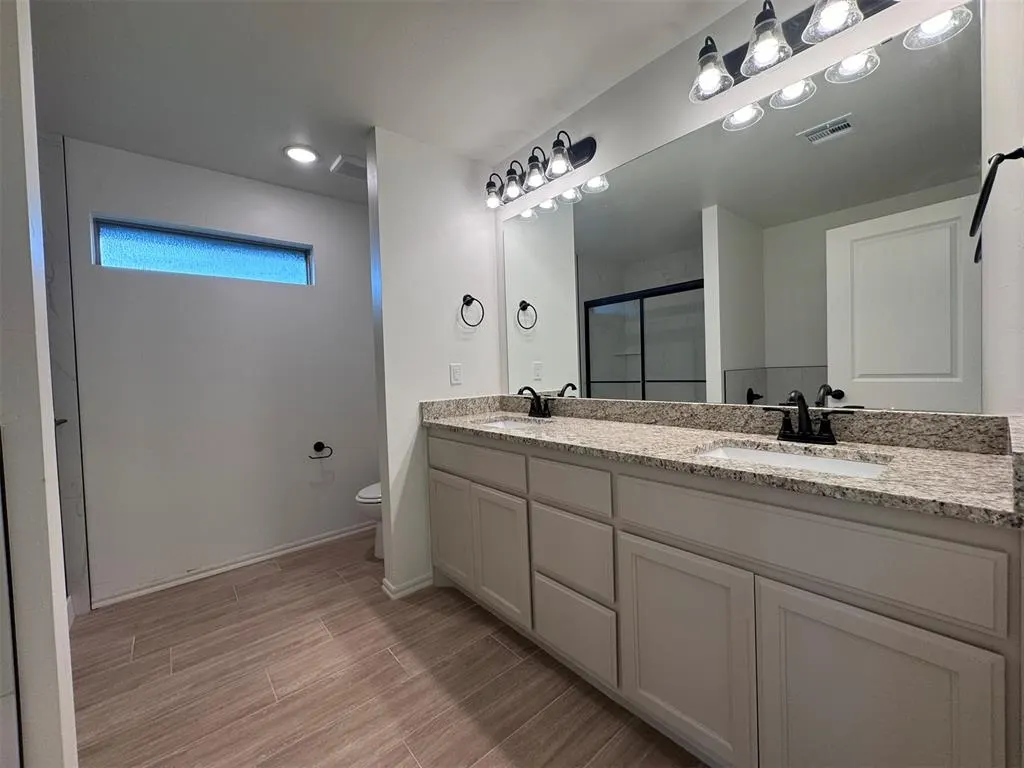 Photo 13 — 24955 Belmont Pass, Cashion, OK 73016