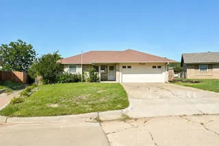 Sold home at 905 Highlander Drive