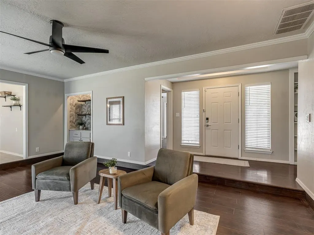 Photo 7 — 3216 Greenwood Drive, Norman, OK 73072