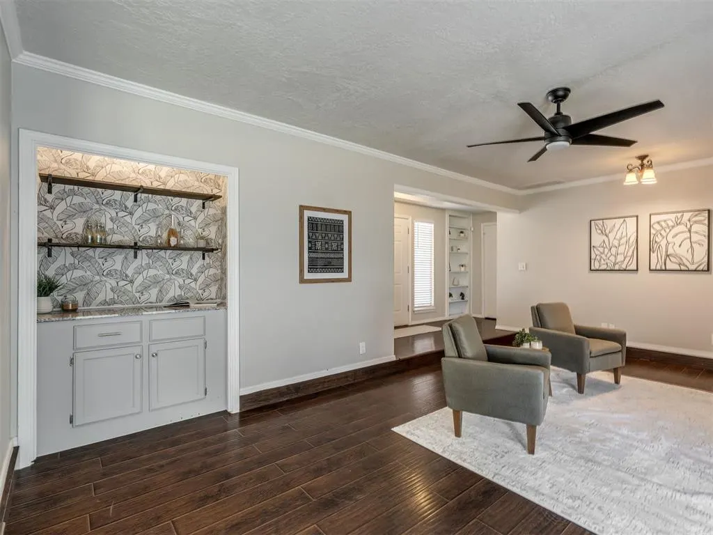 Photo 8 — 3216 Greenwood Drive, Norman, OK 73072
