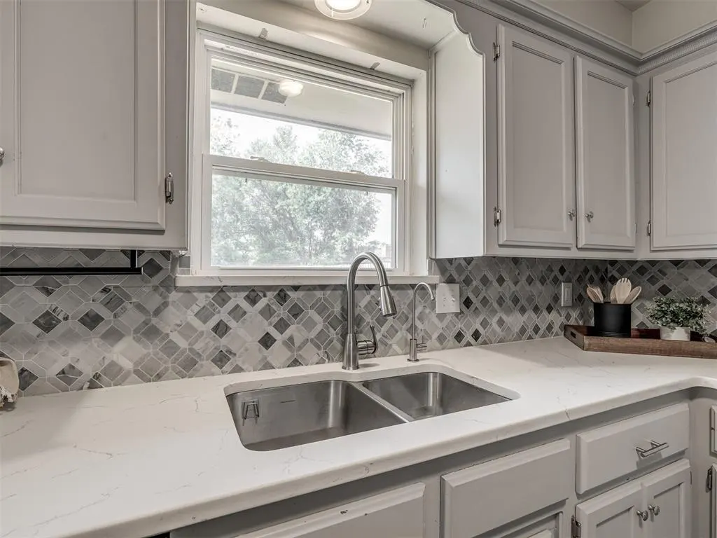 Photo 16 — 3216 Greenwood Drive, Norman, OK 73072