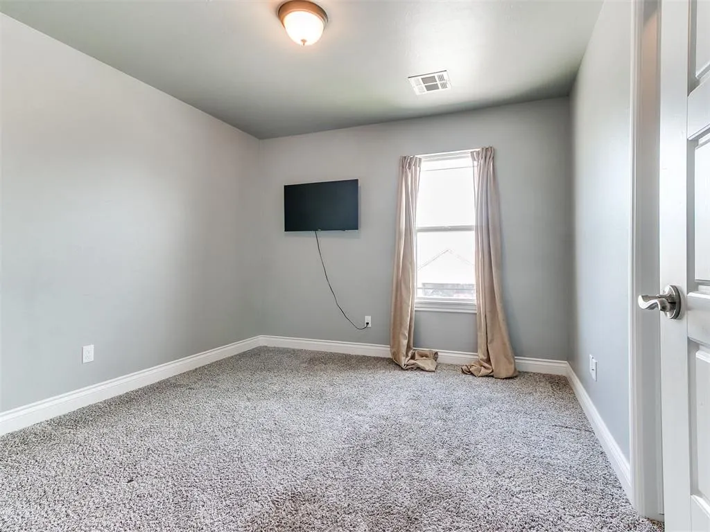 Photo 34 — 9517 Sullivan Avenue, Yukon, OK 73099