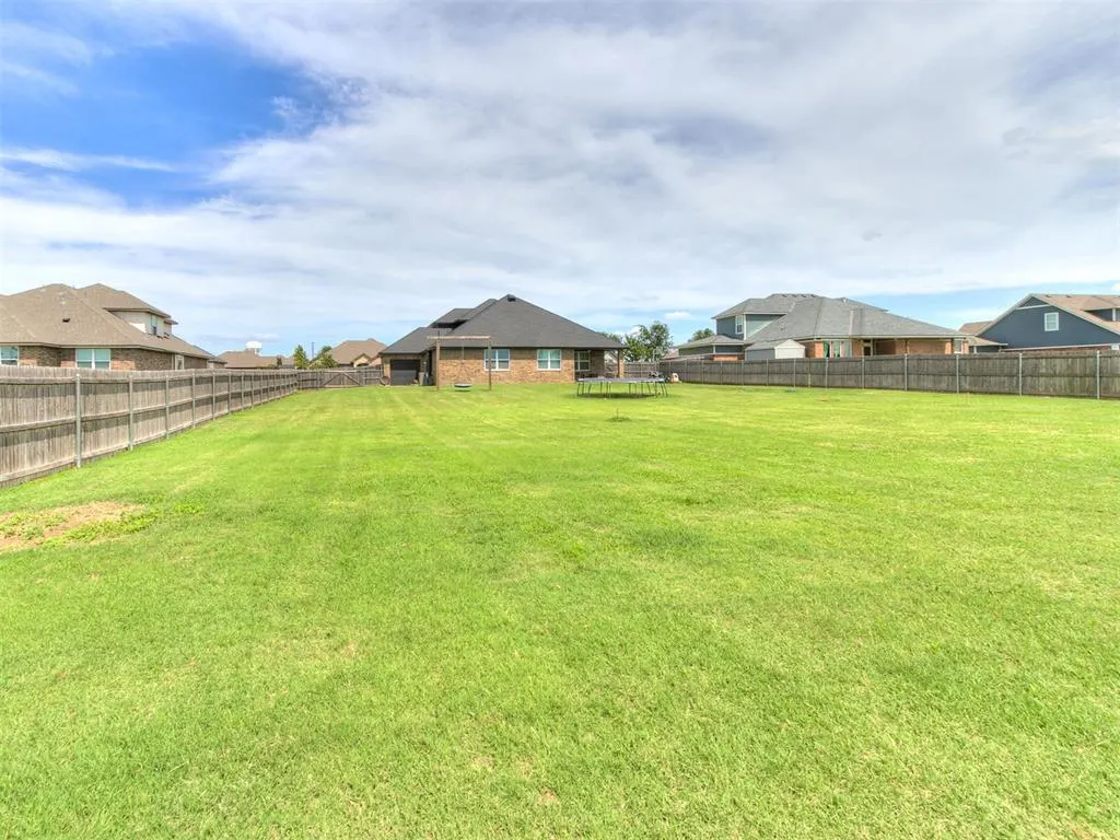 Photo 36 — 9517 Sullivan Avenue, Yukon, OK 73099
