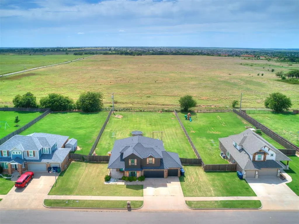 Photo 40 — 9517 Sullivan Avenue, Yukon, OK 73099