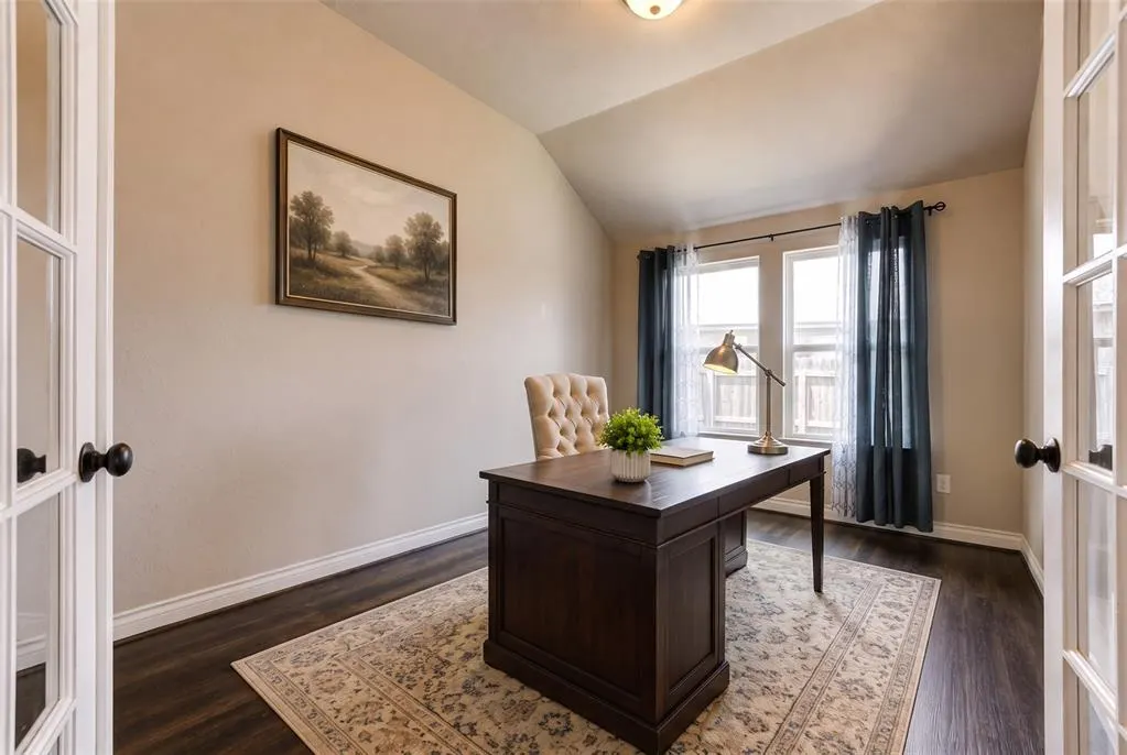 Photo 6 — 19117 Hecho Drive, Edmond, OK 73012