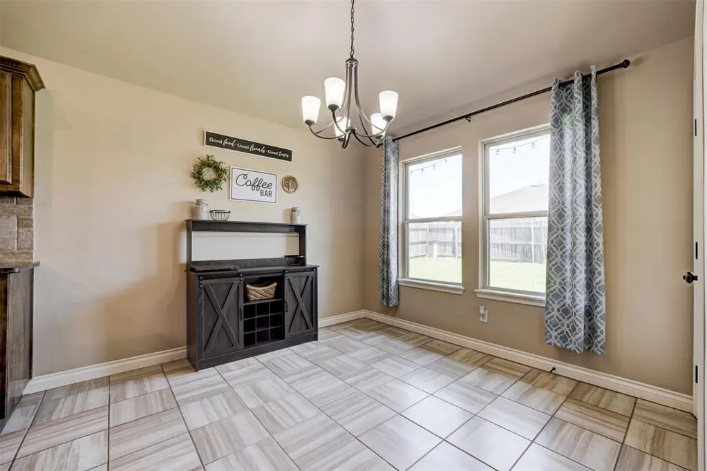 Photo 14 — 19117 Hecho Drive, Edmond, OK 73012