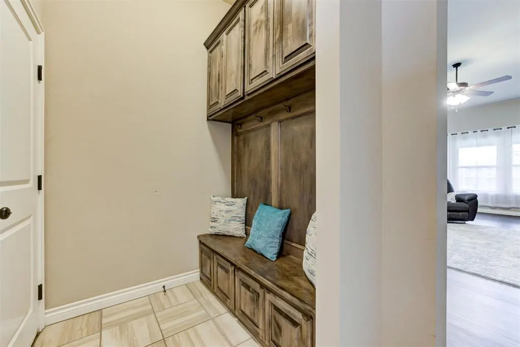 Photo 36 — 19117 Hecho Drive, Edmond, OK 73012