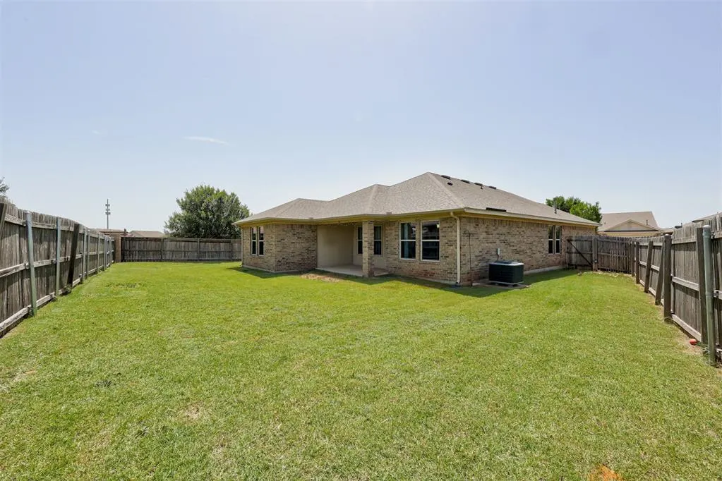 Photo 38 — 19117 Hecho Drive, Edmond, OK 73012