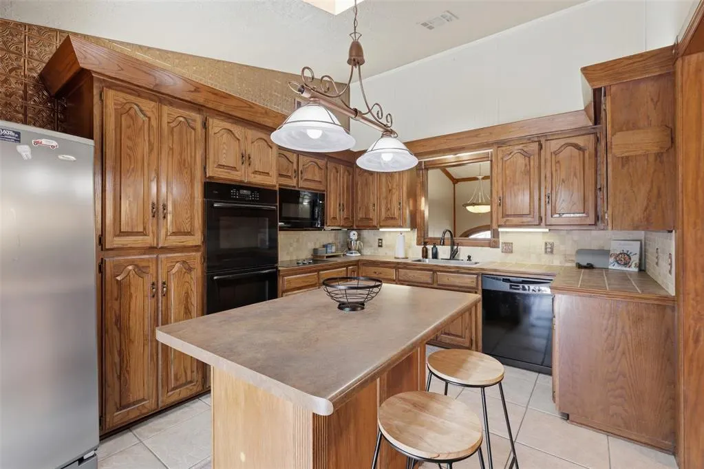 Photo 10 — 870776 S Hickory Lane, Chandler, OK 74834