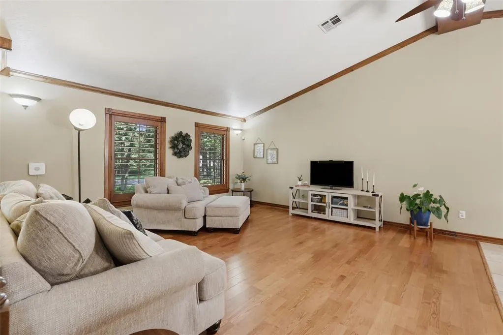 Photo 18 — 870776 S Hickory Lane, Chandler, OK 74834