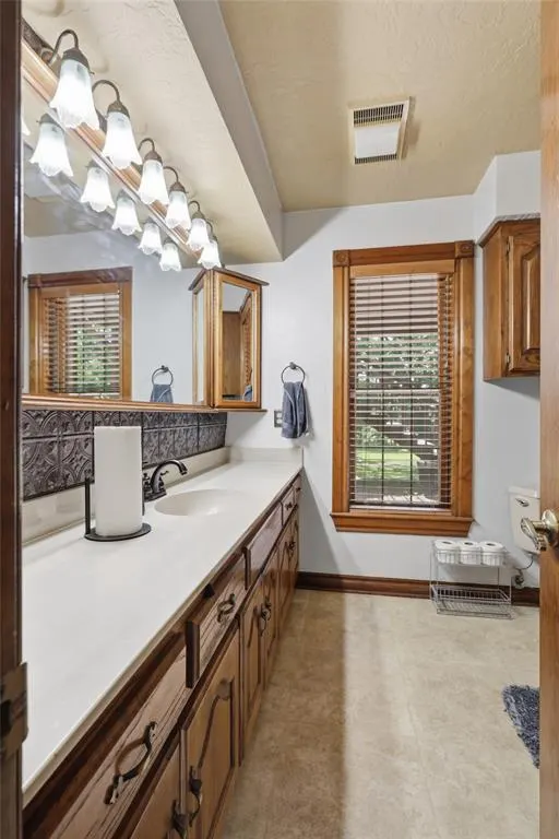 Photo 27 — 870776 S Hickory Lane, Chandler, OK 74834
