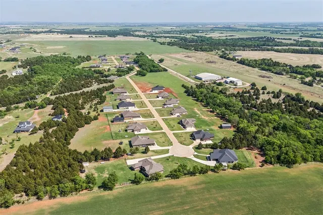 Photo 4 — 9560 Regado Court, Guthrie, OK 73044