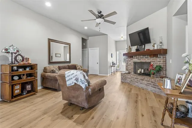 Photo 6 — 1707 N 4th Avenue, Purcell, OK 73080