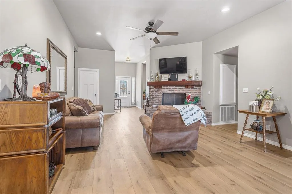 Photo 7 — 1707 N 4th Avenue, Purcell, OK 73080