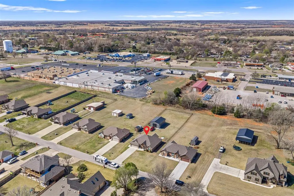 Photo 39 — 1707 N 4th Avenue, Purcell, OK 73080
