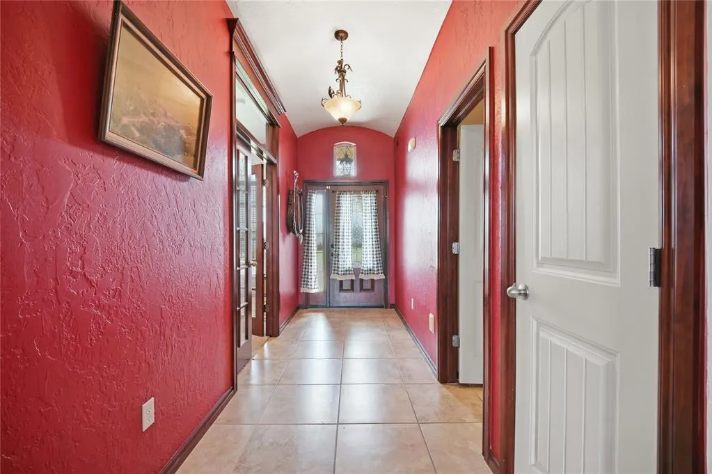 Photo 7 — 1610 Happy Valley, Shawnee, OK 74804