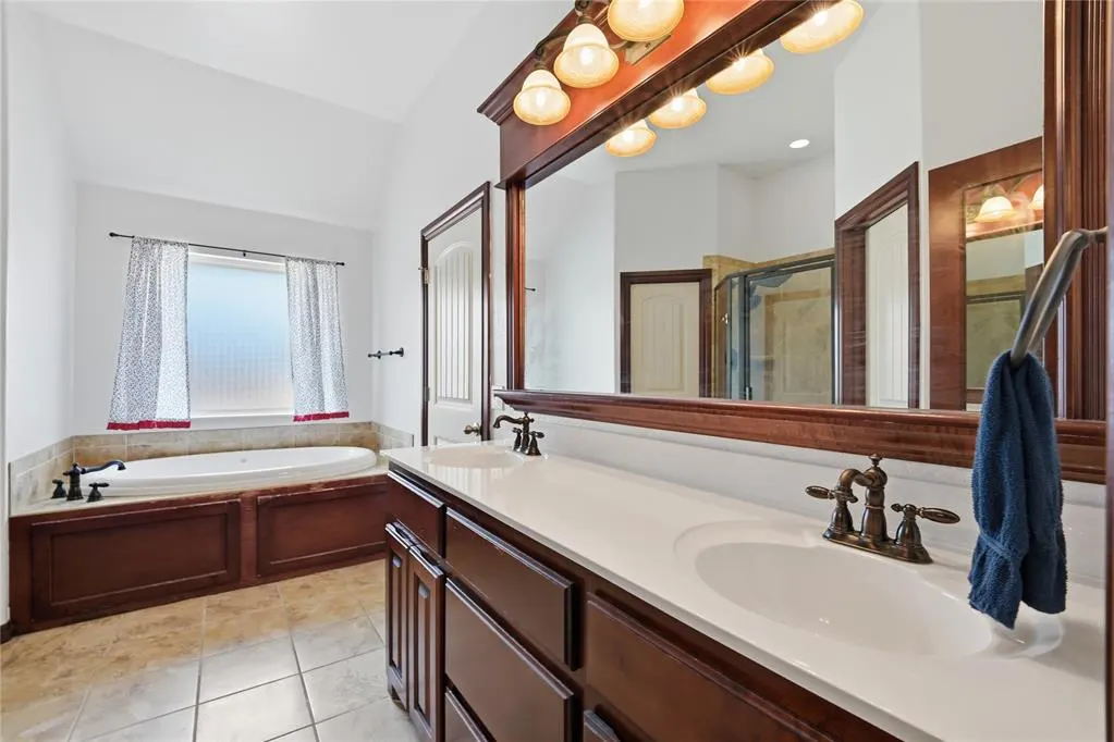 Photo 24 — 1610 Happy Valley, Shawnee, OK 74804