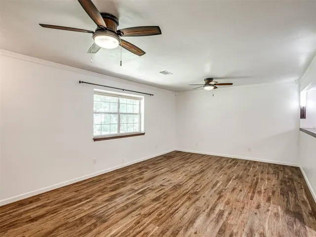 Photo 5 — 1899 Williams Drive, Choctaw, OK 73020