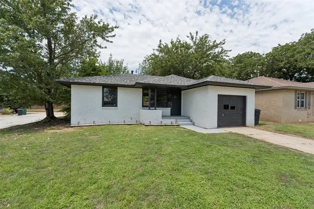Photo 3 — 4901 N Woodward Avenue, Oklahoma City, OK 73112