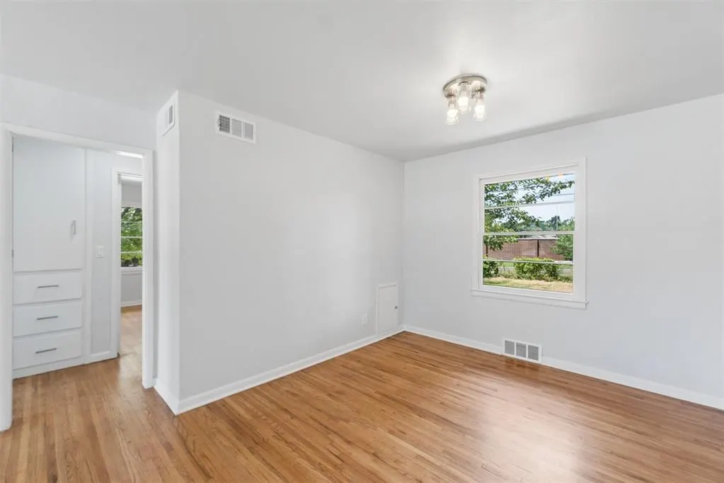 Photo 10 — 4901 N Woodward Avenue, Oklahoma City, OK 73112