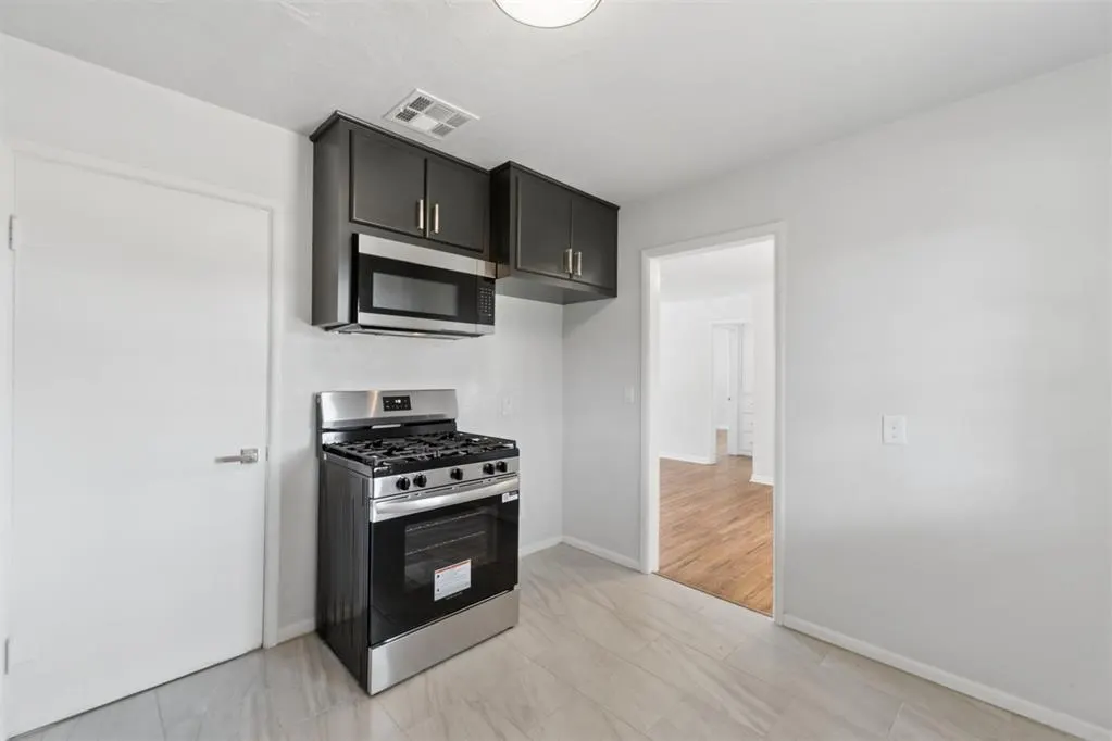 Photo 16 — 4901 N Woodward Avenue, Oklahoma City, OK 73112