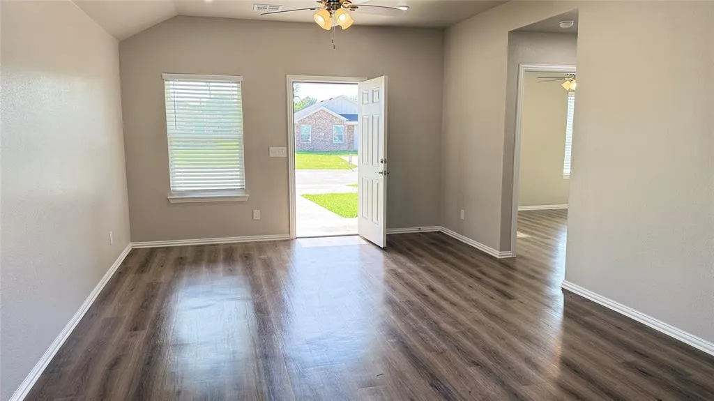 Photo 12 — 828 Elm Street, Seminole, OK 74868