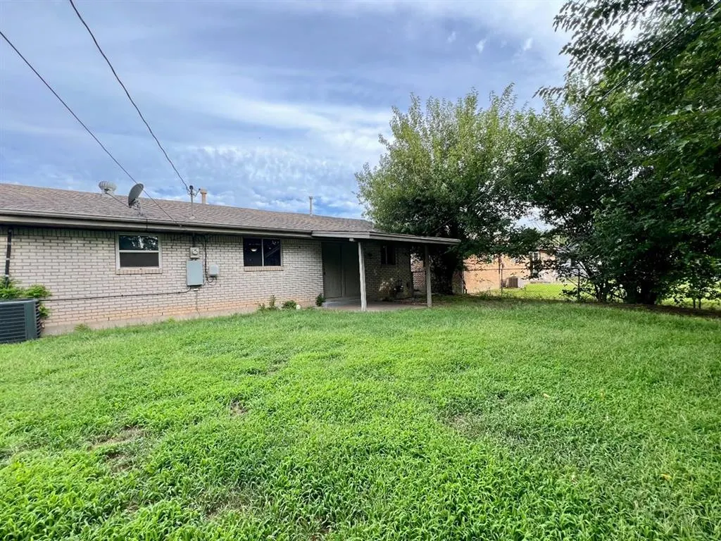 Photo 15 — 7400 S Drexel Avenue, Oklahoma City, OK 73159