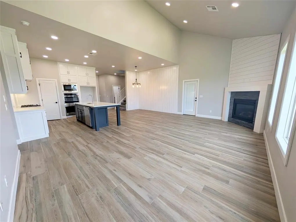 Photo 3 — 6313 NW 157th Street, Edmond, OK 73013