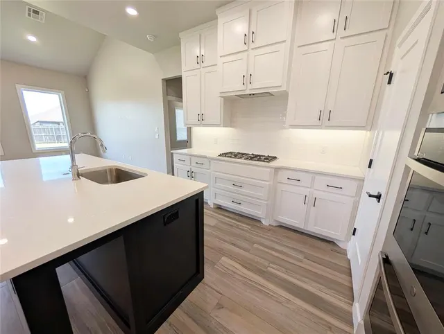 Photo 6 — 6313 NW 157th Street, Edmond, OK 73013