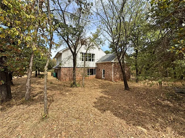Photo 2 — 3001 Harriet Street, Oklahoma City, OK 73131