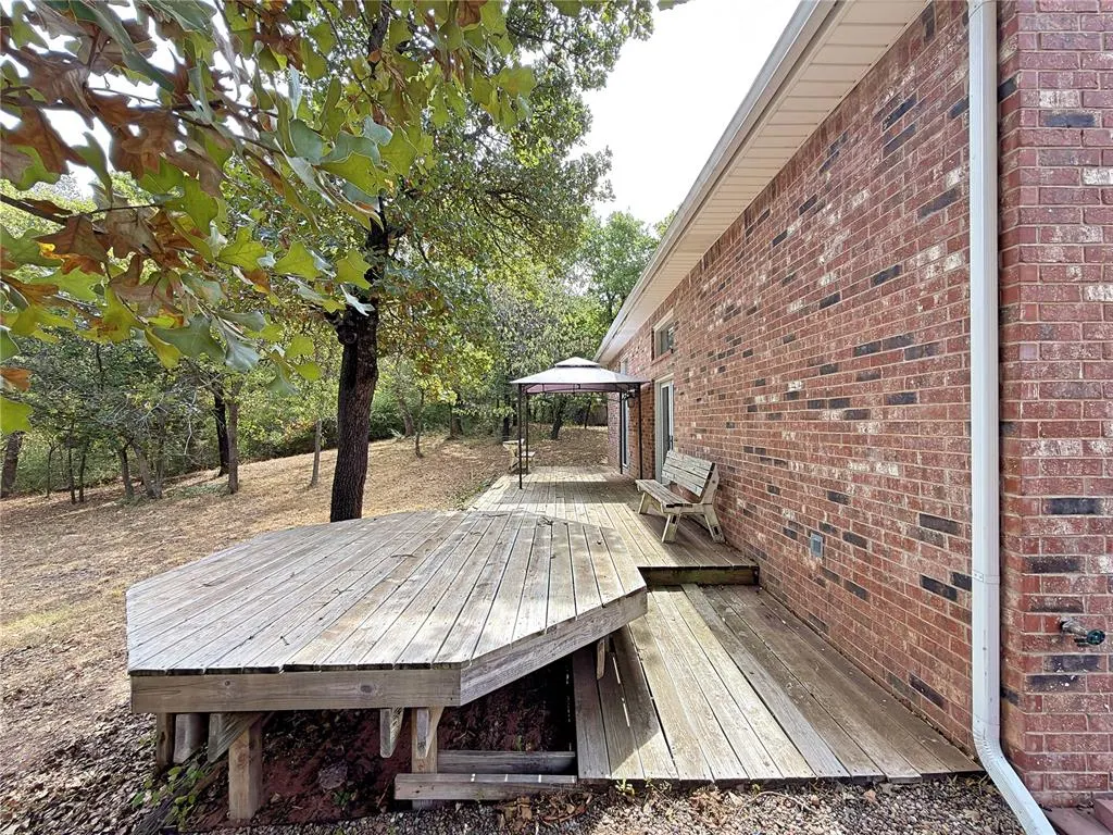 Photo 3 — 3001 Harriet Street, Oklahoma City, OK 73131