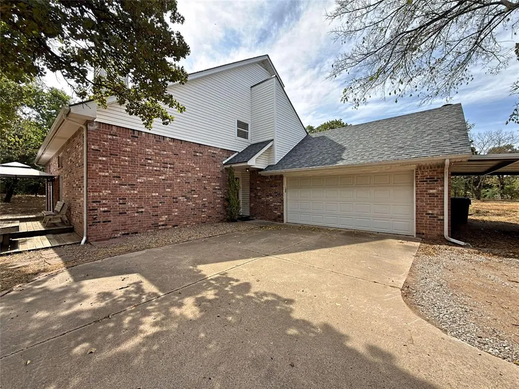 Photo 7 — 3001 Harriet Street, Oklahoma City, OK 73131