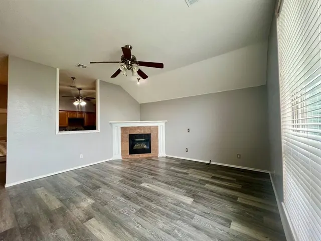 Photo 2 — 4813 SE 87th Terrace, Oklahoma City, OK 73135