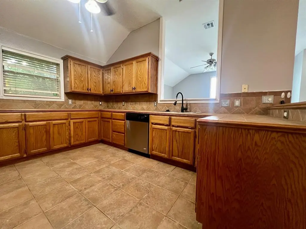 Photo 3 — 4813 SE 87th Terrace, Oklahoma City, OK 73135