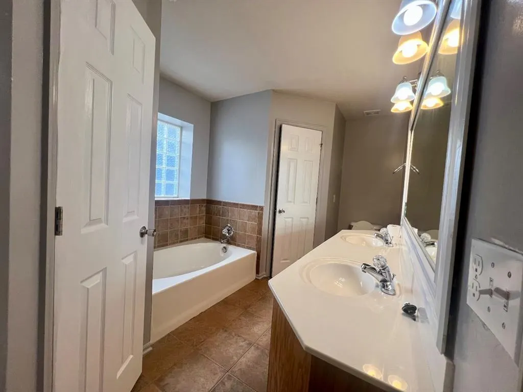 Photo 10 — 4813 SE 87th Terrace, Oklahoma City, OK 73135