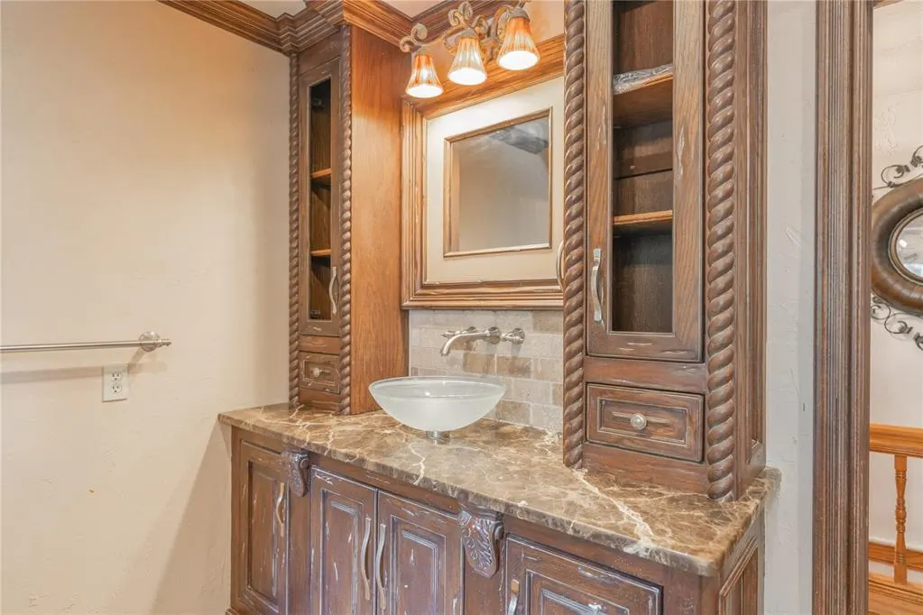 Photo 35 — 701 S 6th Street, Chickasha, OK 73018