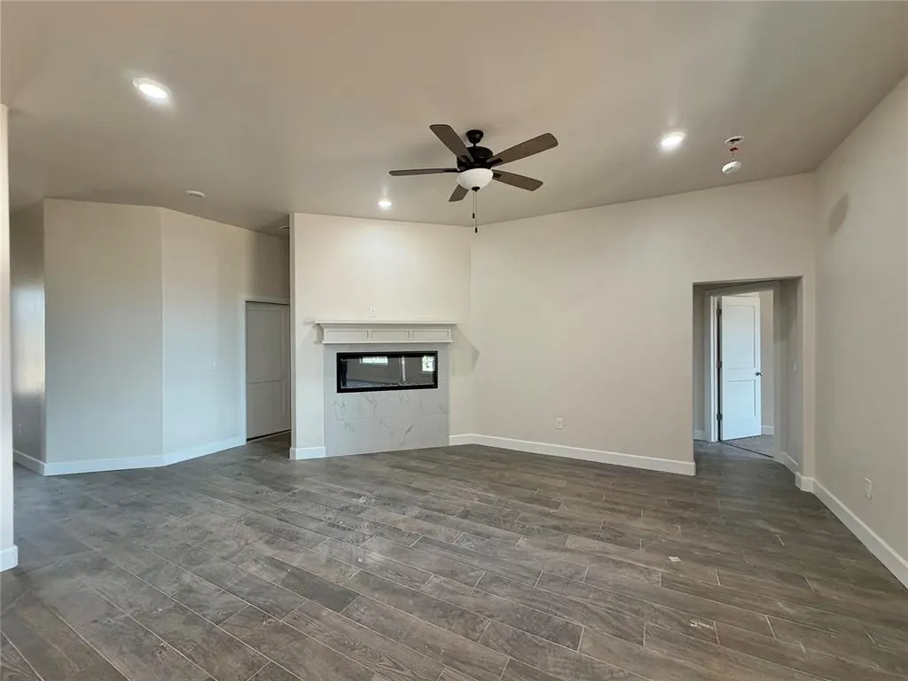 Photo 2 — 2708 Dunham Drive, Norman, OK 73071