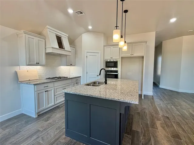 Photo 4 — 2708 Dunham Drive, Norman, OK 73071