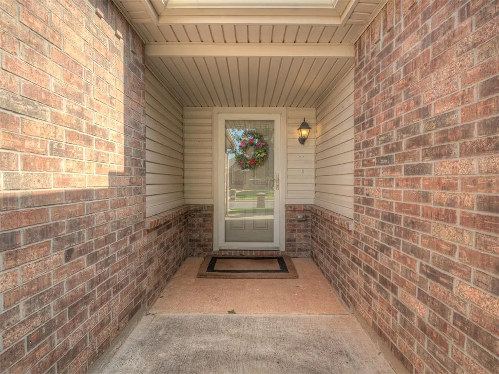 Photo 6 — 2401 NW 194th Street, Edmond, OK 73012