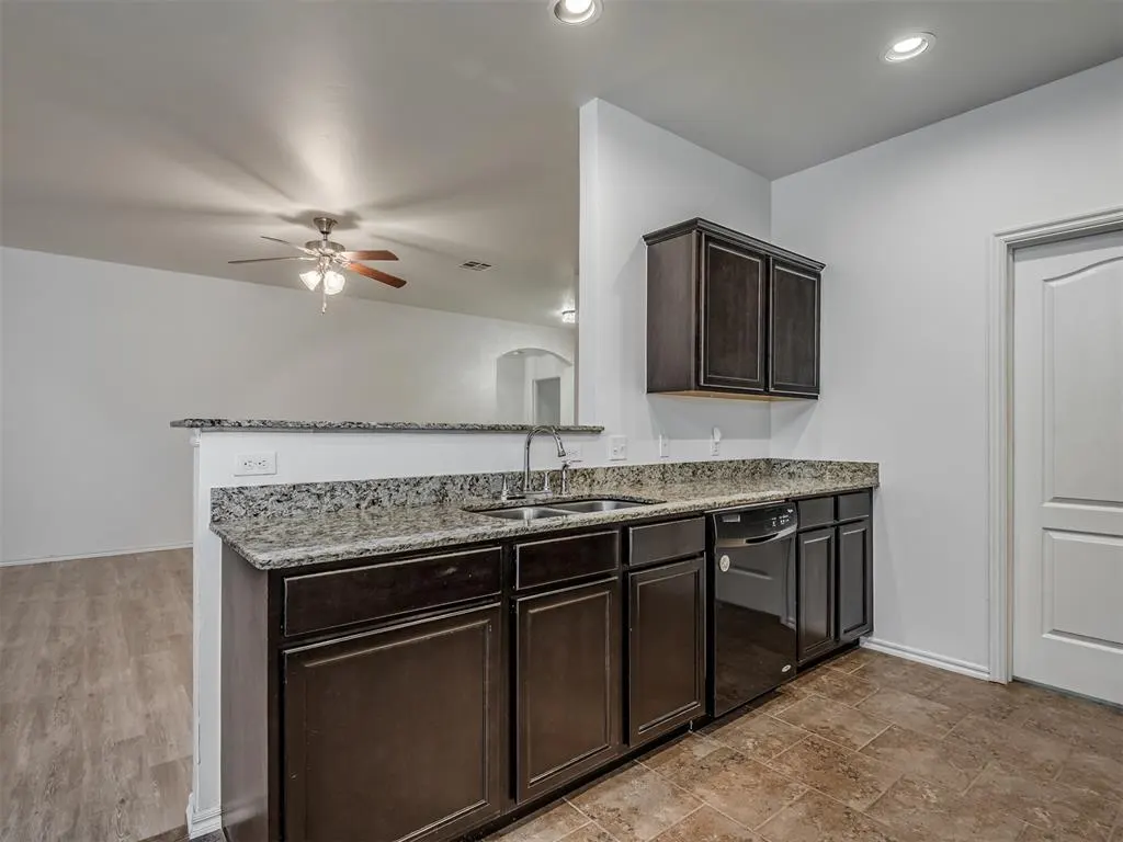 Photo 13 — 2401 NW 194th Street, Edmond, OK 73012