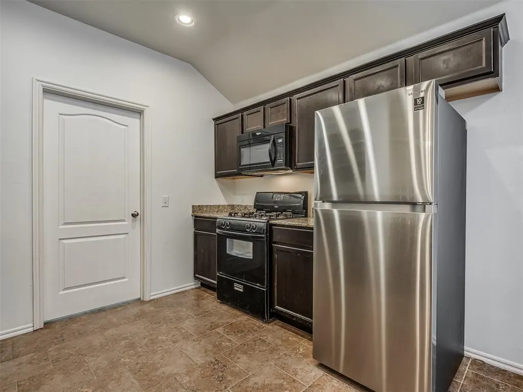 Photo 15 — 2401 NW 194th Street, Edmond, OK 73012