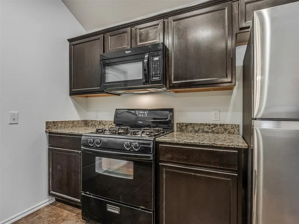Photo 16 — 2401 NW 194th Street, Edmond, OK 73012