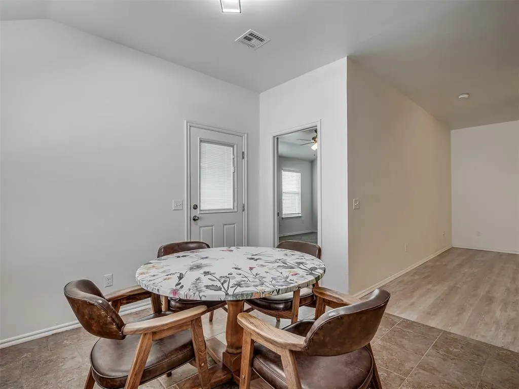 Photo 18 — 2401 NW 194th Street, Edmond, OK 73012
