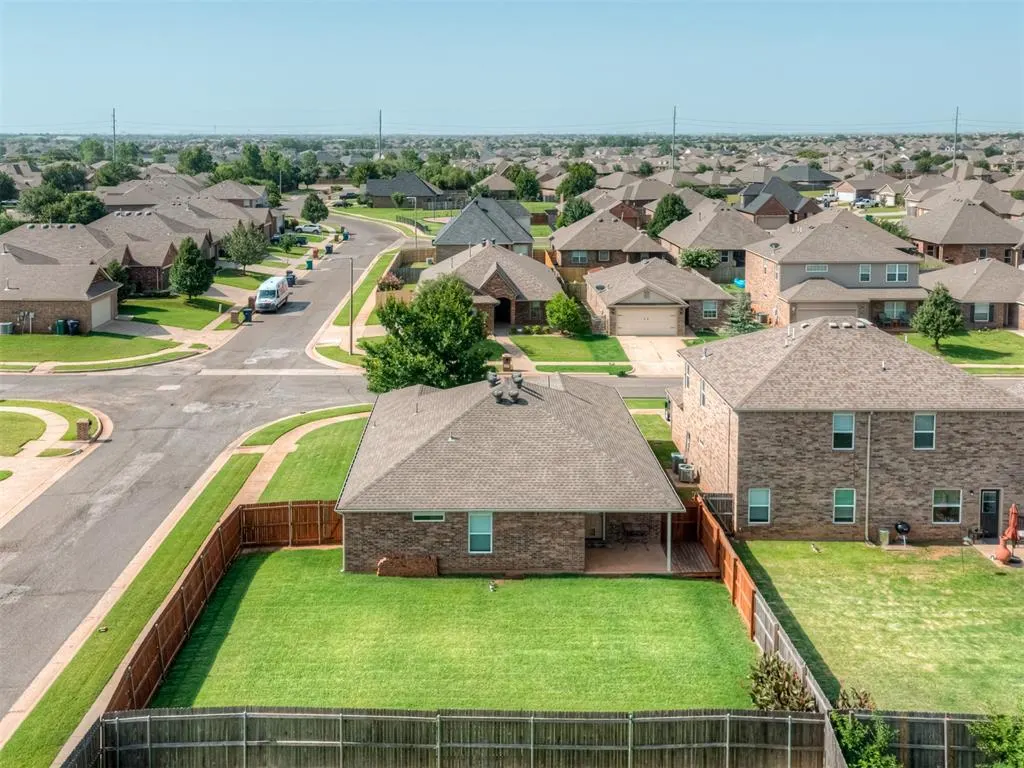 Photo 48 — 2401 NW 194th Street, Edmond, OK 73012