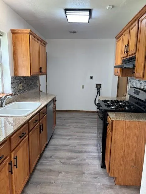 Photo 16 — 2037 NE 16th Terrace, Oklahoma City, OK 73117