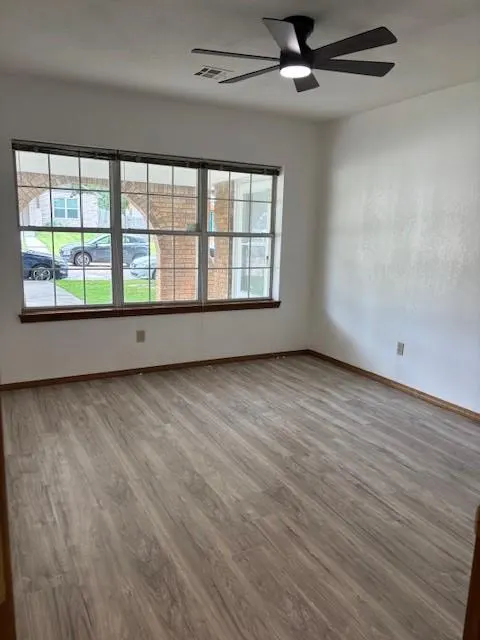 Photo 18 — 2037 NE 16th Terrace, Oklahoma City, OK 73117