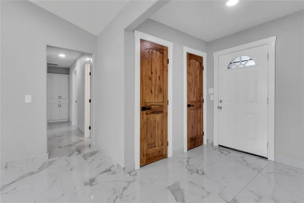 Photo 19 — 2413 SW 100th Street, Oklahoma City, OK 73159