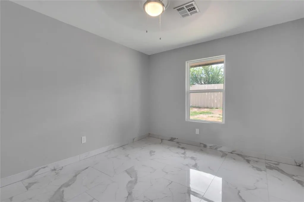 Photo 20 — 2413 SW 100th Street, Oklahoma City, OK 73159