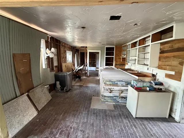 Photo 5 — 40 Jefferson Street, Seminole, OK 74868