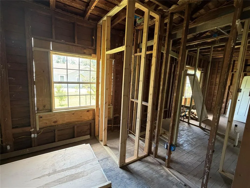 Photo 9 — 40 Jefferson Street, Seminole, OK 74868